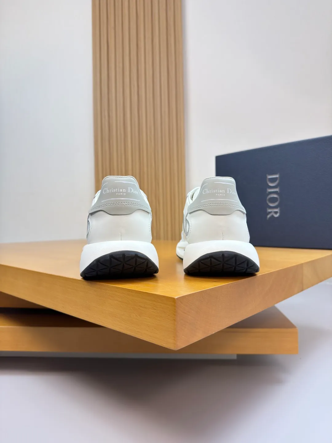 [Dior] Dior P780 men's shoes 💰 - High-end quality original order·Casual sports shoes - Upper: 🔝Nappa calfskin, perforated calfskin, brand high mercerized canvas, tongue. Heel. Silk screen high frequency brand logo - Inner: water-dyed cowhide, foot pad; brand canvas - Outsole: ultra-light TPU. Rubber foam; two-color molded outsole -Ultra-high quality control·Fine workmanship: outstanding (high-end·nobility·grade) -Size: 39-44 (38, 45, can be customized)·DR0181